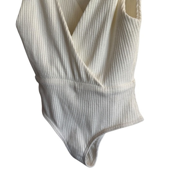 SNDYS Revolve Karla Bodysuit, White, Size XS - Picture 8 of 11